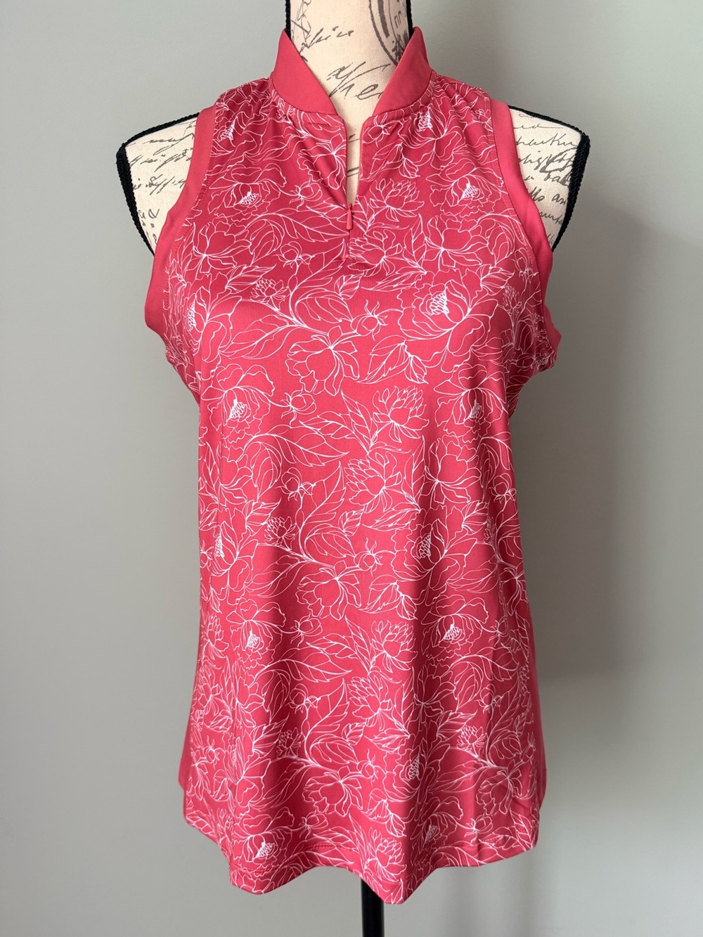 Waggle Sleeveless Golf Polo NWT Medium Pink Floral Performance Shirt